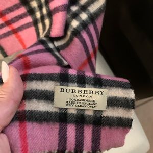 Burberry Classic Check Scarf